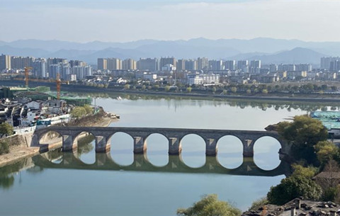 安徽黃山：重“見(jiàn)”鎮(zhèn)海橋