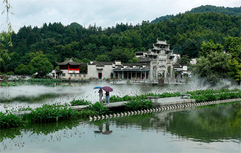 安徽黃山：夏日古村更迷人